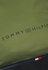 Tommy Hilfiger URBAN ESSENTIAL ROLLTOP UNISEX Rucksack mentor green URBAN ESSENTIAL ROLL TOP UNISEX Рюкзак наставник зеленый