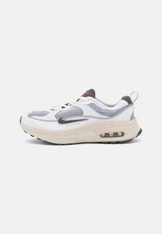 Nike Sportswear AIR MAX BLISS Sneaker low wolf grey/med ash/summit white/orewood brown/pilgrim/metallic silver AIR MAX BLISS Низкие кроссовки женские wolf grey/med ash/summit white/orewood brown/пилигрим/серебристый металлик