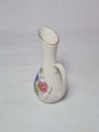 RK Bavaria Белая фарфоровая ваза с ручкой "Разноцветный букет цветов", 13,5 x 6 см, Германия, 1960-70гг.