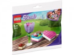 LEGO Friends 3er Set: 30413 Blumenwagen - Polybag + 30414 Emmas Zaubertruhe - Polybag + 30411 Pralinenschachtel  Blume - Polybag Набор друзей из 3 штук: 30413 цветочная тележка - полиэтиленовый пакет + 30414 Волшебный сундук Эммы - полиэтиленовый пакет +