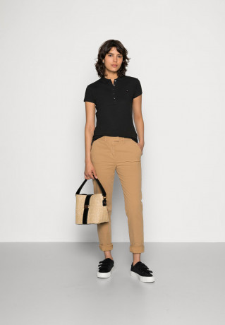 Tommy Hilfiger HERITAGE SHORT SLEEVE Polo shirt masters black HERITAGE SHORT SLEEVE Рубашка поло мастер черный