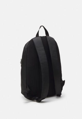 Tommy Hilfiger SKYLINE BACKPACK UNISEX Rucksack black РЮКЗАК SKYLINE UNISEX Рюкзак черный