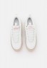 Nike Sportswear W AIR MAX 97 C/O Sneaker low summit white/metallic summit white/light orewood brown/lightt arctic pink W AIR MAX 97 C/O кроссовки женские низкие вершина белая/металлик вершина белая/светло-коричневый рудный/светло-арктический розовый