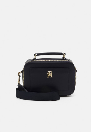 Tommy Hilfiger ICONIC TRUNK Across body bag space blue ICONIC TRUNK Сумка через плечо космический синий