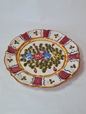 Тарелка винтажная декоративная с ярким цветочным рисунком, керамика, ручная работа, 27 x 4 см, Германия, 1960-70гг.