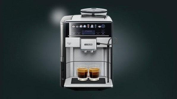 SIEMENS SIEMENS Kaffeevollautomat EQ.6 plus s700 TE657503DE, 2 Tassen gleichzeitig, 4 Profile, beleuchtetes Tassenpodest  Полностью автоматическая кофемашина SIEMENS EQ.6 plus s700 TE657503DE, 2 чашки одновременно, 4 профиля, платформа для чашек с подсвет