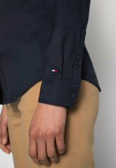 Tommy Hilfiger HERITAGE SLIM FIT Button-down blouse midnight HERITAGE SLIM FIT Блуза на пуговицах полночь