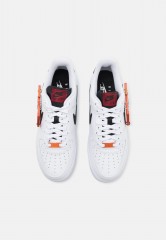 Nike Sportswear AIR FORCE 1 #x27;07 PRM UNISEX Sneaker low white/black/pomegranate/habanero red AIR FORCE 1 #x27;07 PRM UNISEX Низкие кроссовки женские белый/черный/гранат/красный хабанеро