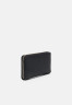 Tommy Hilfiger TIMELESS LARGE  Wallet black TIMELESS LARGE Кошелек черный