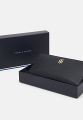 Tommy Hilfiger TIMELESS LARGE  Wallet black TIMELESS LARGE Кошелек черный
