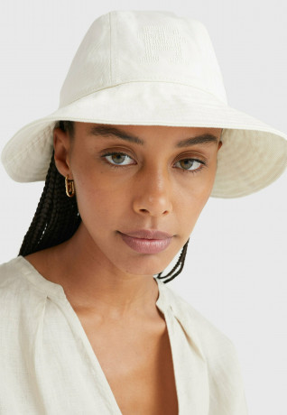 Tommy Hilfiger ICONIC MONOGRAM BUCKET Hat weathered white ICONIC BUCKET BUCKET Шляпа выветрившийся белый