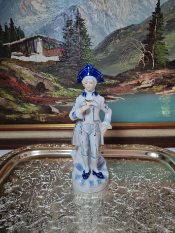 Статуэтка винтажная Ginori Im Stil "Солдат в треуголке", фарфор, 21 x 7 см, Германия, 1960-70гг.