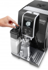 De'Longhi De'Longhi Kaffeevollautomat Dinamica Plus ECAM 370.70.B, mit LatteCrema Milchsystem und Kaffeekannenfunktion  Полностью автоматическая кофемашина De'Longhi Dinamica Plus ECAM 370.70.B с системой приготовления молока LatteCrema и функцией кофейни