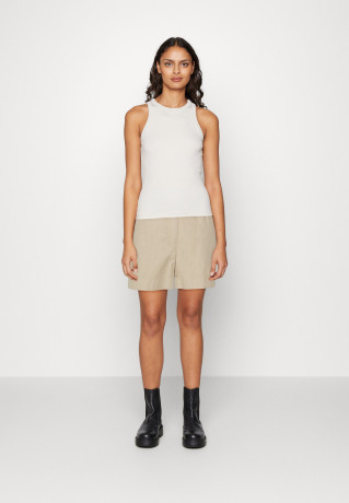 Tommy Hilfiger 1985 PULL ON Shorts light sandalwood 1985 НАТЯГИВАТЬ шорты светлое сандаловое дерево