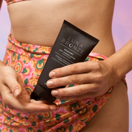 Luna Bronze Radiant. Self-Tan Lotion радианы. Лосьон для автозагара
