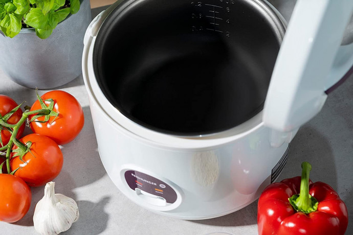 Reishunger Reishunger Reiskocher Reiskocher, 500 W, Mit Dampfgarfunktion Warmhaltefunktion Schwarz Рисоварка Reishunger рисоварка, 500 Вт, с функцией приготовления на пару, функцией поддержания тепла