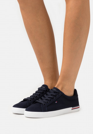 Tommy Hilfiger ESSENTIAL STRIPES  Trainers space blue ESSENTIAL STRIPES Кроссовки космический синий