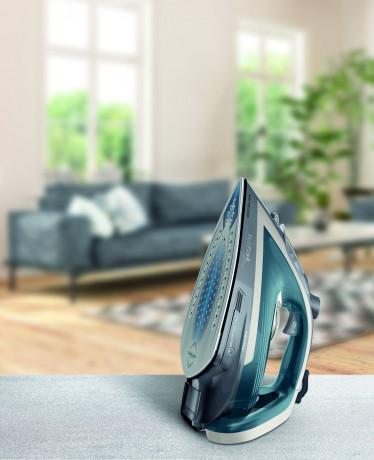 Tefal Tefal Dampfbugeleisen FV6842 Ultragliss Plus, 2800 W, 50 g/Minute kontinuierliche Dampfabgabe, 260 g/Minute Dampfstoss  Паровой утюг Tefal FV6842 Ultragliss Plus, 2800 Вт, непрерывная подача пара 50 г/мин, паровой удар 260 г/мин