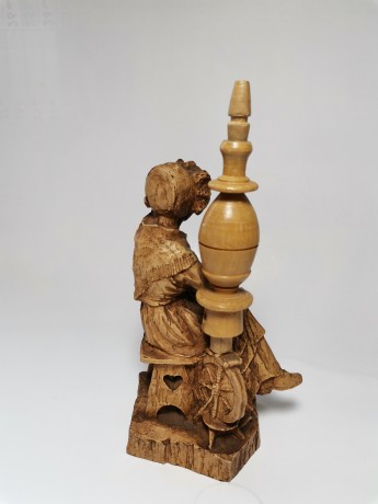 German Wood, Редчайшая Коллекционная деревянная статуэтка "Женщина с прялкой" , полностью ручная работа, 15см, Германия 1930-1940гг.