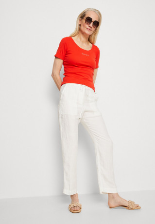 Tommy Hilfiger BOYFIT CAS PULL ON Trousers ecru BOYFIT CAS PULL ON Брюки экрю