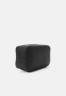 Tommy Hilfiger ESSENTIAL WASHBAG Travel accessory black ESSENTIAL WASHBAG Дорожный аксессуар черный