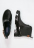 Tommy Hilfiger OXLEY Wellies black/winter cognac ОКСЛИ — Резиновые сапоги черный/зимний коньяк