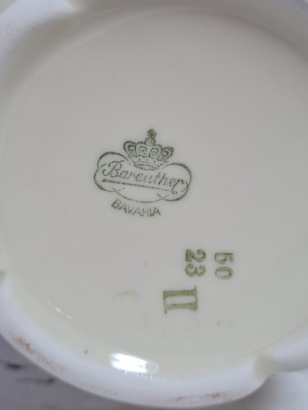 Чайник винтажный Bareuther Bavaria с цветочным декором и позолотой, фарфор, 20 см, Германия, 1960-70гг.