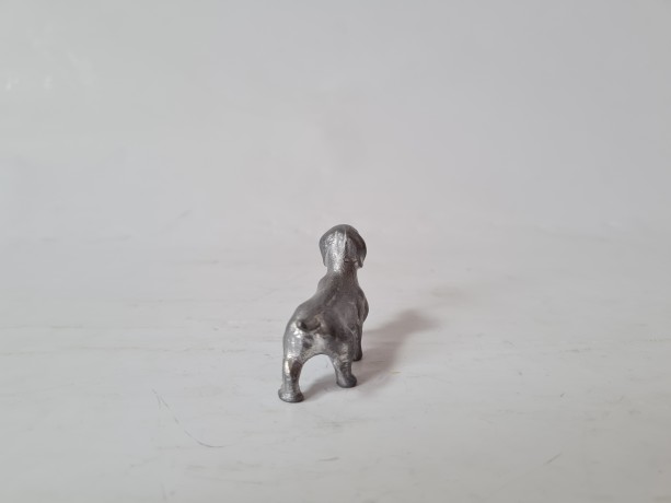 Коллекционная металлическая фигурка собаки "Такса", 3см x 5см, Германия