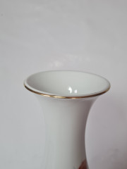 Royal Porzellan Bavaria KPM Белая фарфоровая ваза "Осенние листья", 29 x 9 см , Германия, 1960-70гг.