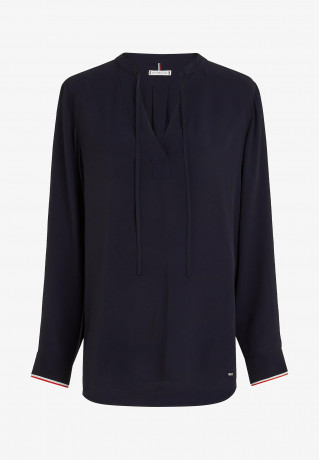 Tommy Hilfiger SIGNATURE TAPE REGULAR FIT Blouse desert sky SIGNATURE TAPE REGULAR FIT Блузка небо пустыни