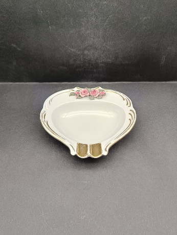 Пепельница винтажная Dekor Dresden c розовыми цветами и позолотой, фарфор, 14 х 3 см, Германия, 1960-70гг.