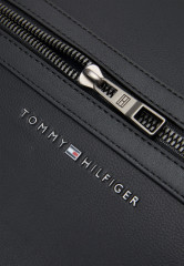 Tommy Hilfiger CORPORATE DUFFLE UNISEX Weekend bag black CORPORATE DUFFLE UNISEX Сумка выходного дня черный