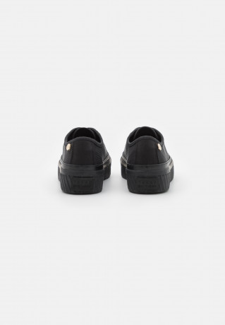 Tommy Hilfiger PLATFORM Trainers black ПЛАТФОРМА Кроссовки черный