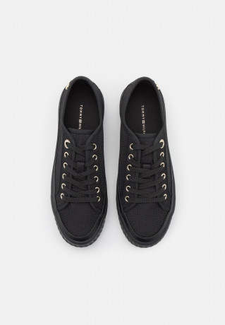 Tommy Hilfiger PLATFORM Trainers black ПЛАТФОРМА Кроссовки черный
