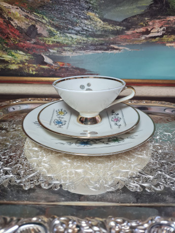 Чайное трио винтажное Winterling Marktleuthen Bavaria с геометричными элементами и цветами, фарфор, Германия, 1960-70гг.