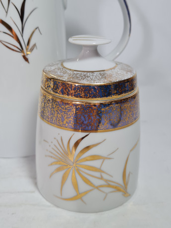 Набор для чая винтажный Lichte с золотым растительным декором, ручная роспись, костяной фарфор, чайник, молочник, сахарница, ГДР, 1970-80гг.