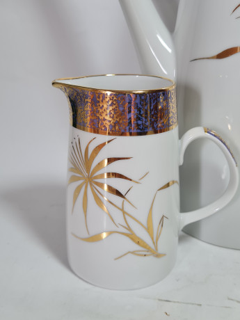 Набор для чая винтажный Lichte с золотым растительным декором, ручная роспись, костяной фарфор, чайник, молочник, сахарница, ГДР, 1970-80гг.