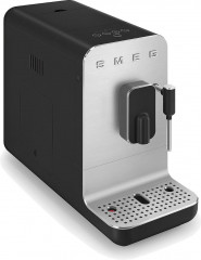Smeg Smeg Kaffeevollautomat BCC02BLMEU, Herausnehmbare Bruheinheit  Полностью автоматическая кофемашина Smeg BCC02BLMEU, съемный заварочный блок