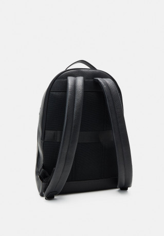 Tommy Hilfiger CENTRAL BACKPACK UNISEX Rucksack black ЦЕНТРАЛЬНЫЙ РЮКЗАК УНИСЕКС Рюкзак черный