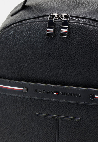 Tommy Hilfiger CENTRAL BACKPACK UNISEX Rucksack black ЦЕНТРАЛЬНЫЙ РЮКЗАК УНИСЕКС Рюкзак черный