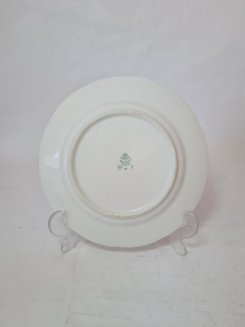 Набор десертных тарелок винтажных Thun, белый фарфор с зеленым узором и позолотой Natalie, 6шт х 19,5 x 2 см, Чехословакия, 1960-70гг.
