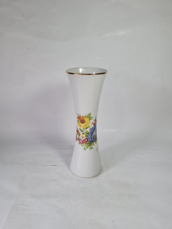 Ваза винтажная Waldershof Bavaria, белый фарфор с обильным ярким цветочным декором и позолотой 22К, 26 x 9 см, Германия, 1960-70гг.