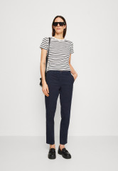 Tommy Hilfiger SLIM CO BLEND Chinos desert sky SLIM CO BLEND Брюки чинос небо пустыни