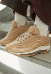 Nike Sportswear W AIR MAX 97 ESS Sneaker low sesame/hemp/summit white/pearl white W AIR MAX 97 ESS кроссовки женские низкие кунжут/конопля/саммит белый/жемчужно-белый