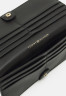 Tommy Hilfiger CASUAL CHIC LARGE WALLET Wallet black БОЛЬШОЙ КОШЕЛЕК CASUAL CHIC Бумажник черный