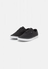 Tommy Hilfiger ESSENTIAL KESHA LACE Trainers black ESSENTIAL KESHA LACE Кроссовки черный
