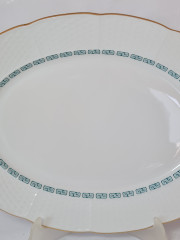 Блюдо овальное винтажное Thun, белый фарфор с зеленым узором и позолотой Natalie, 38 x 27,5 x 3,5 см, Чехословакия, 1960-70гг.