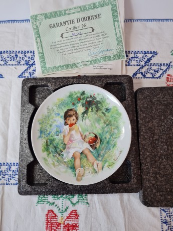 DE LIMOGES Коллекционная Тарелка "Мари-Анж", сертификат AP-502, 21 см, Франция, 1978г.