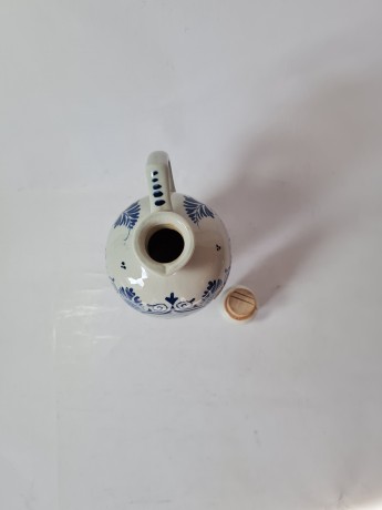 Кувшин винтажный с крышкой-пробкой Delft Blue / Erven Lucas Bols Amsterdam 1575 "Мельницы", фарфор, 18 x 13см, 1950-60гг.