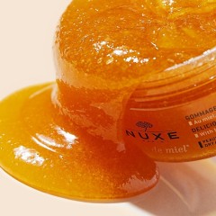 NUXE Reve de miel Deliciously Nourishing Body Scrub  Восхитительный питательный скраб для тела Reve de miel